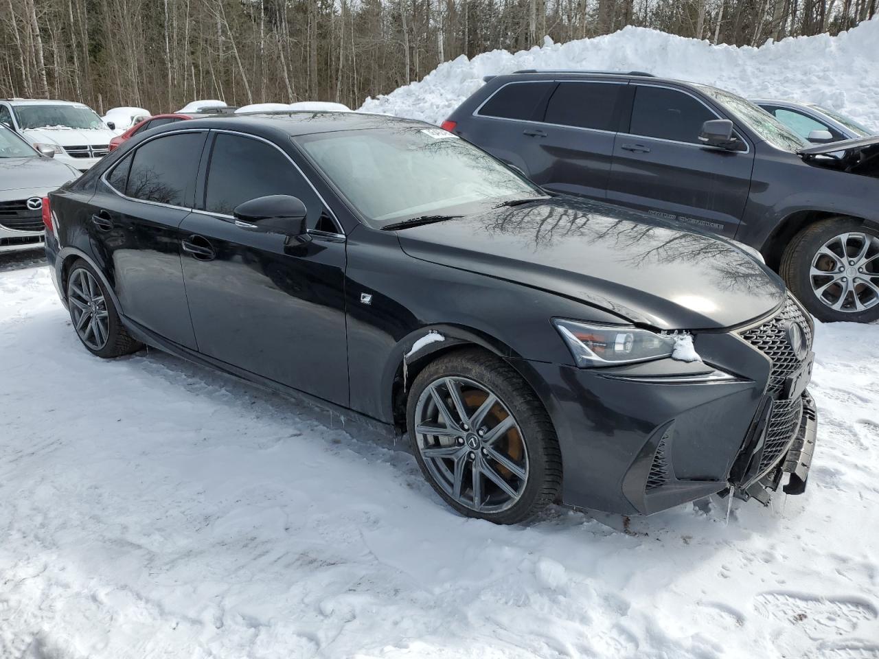 2017 Lexus IS - Image 4