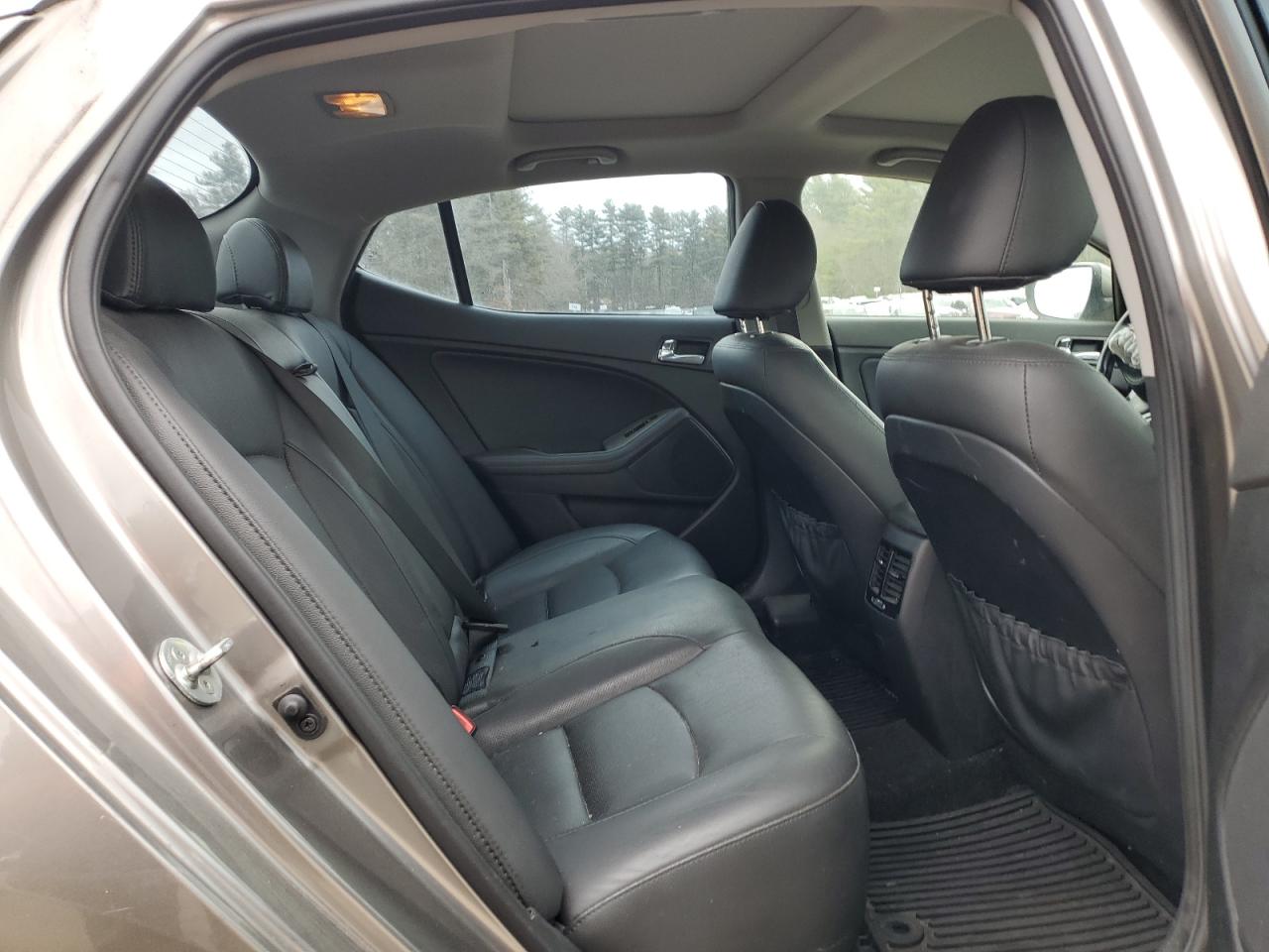 2014 Kia Optima - Image 10