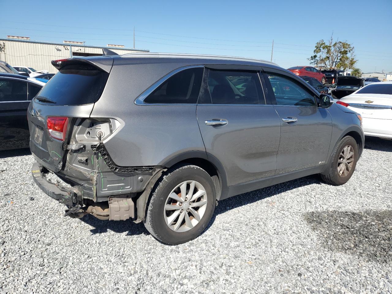 2016 Kia Sorento - Image 3
