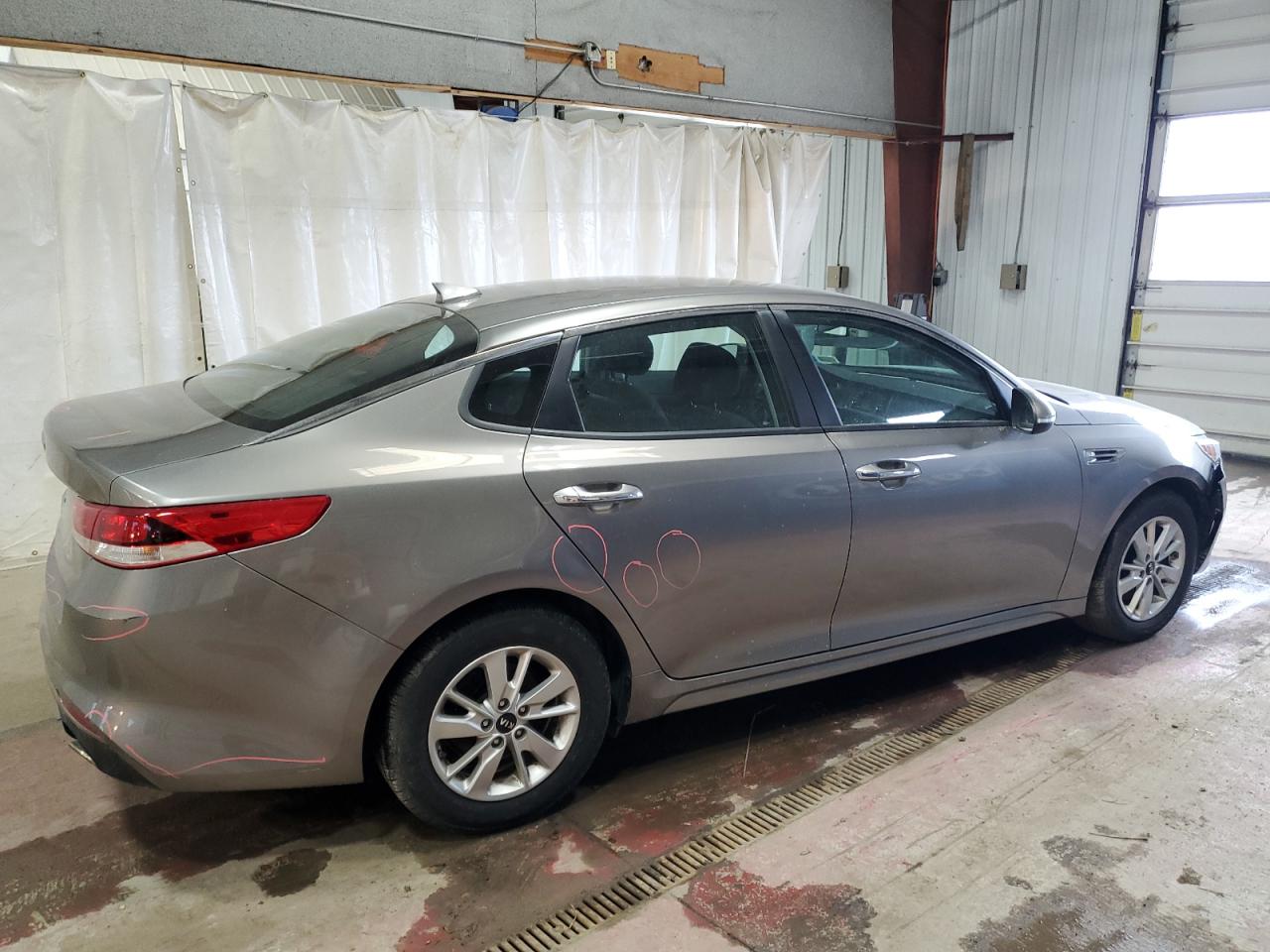 2016 Kia Optima - Image 3