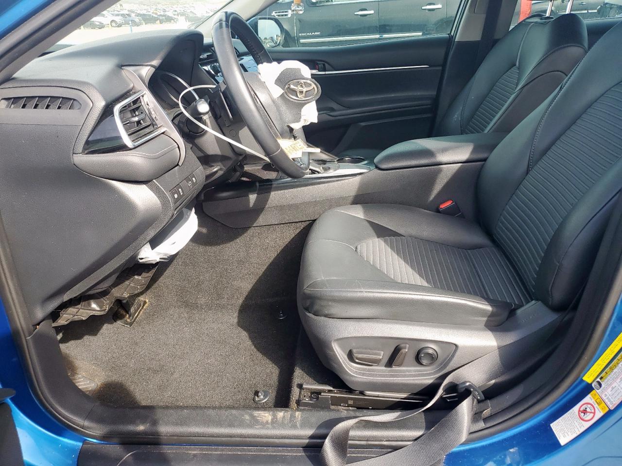 2018 Toyota Camry - Image 7