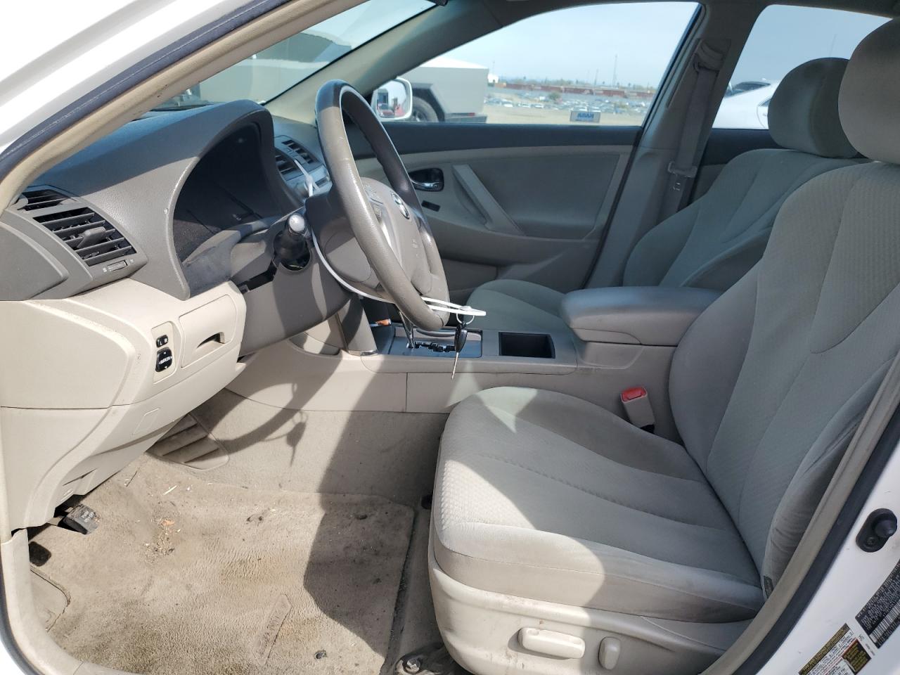 2009 Toyota Camry - Image 7