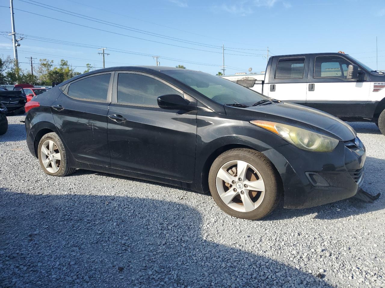 2011 Hyundai Elantra - Image 4