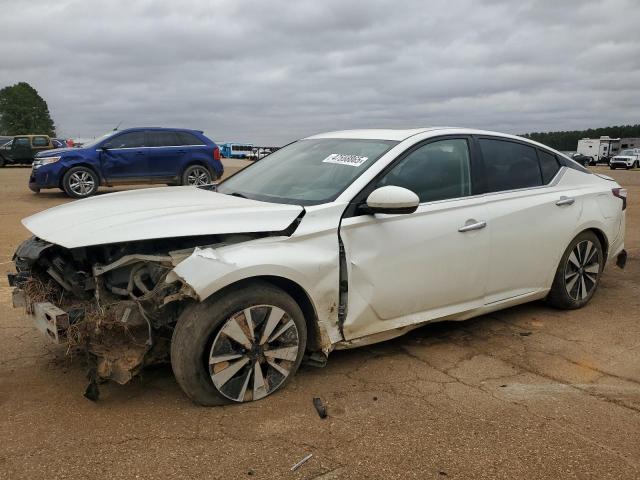  NISSAN ALTIMA 2019 White
