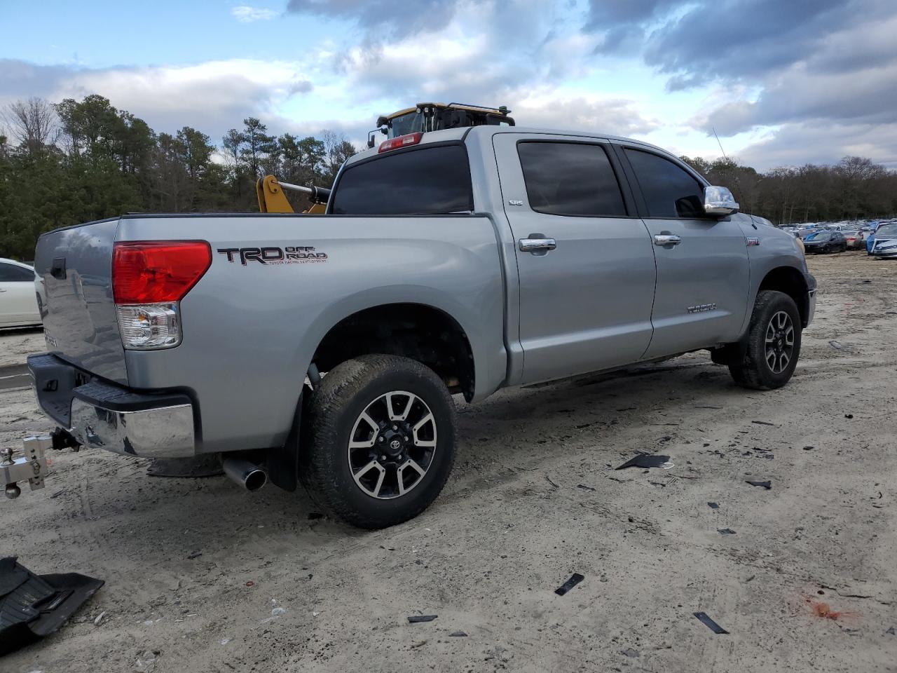 2011 Toyota Tundra - Image 3