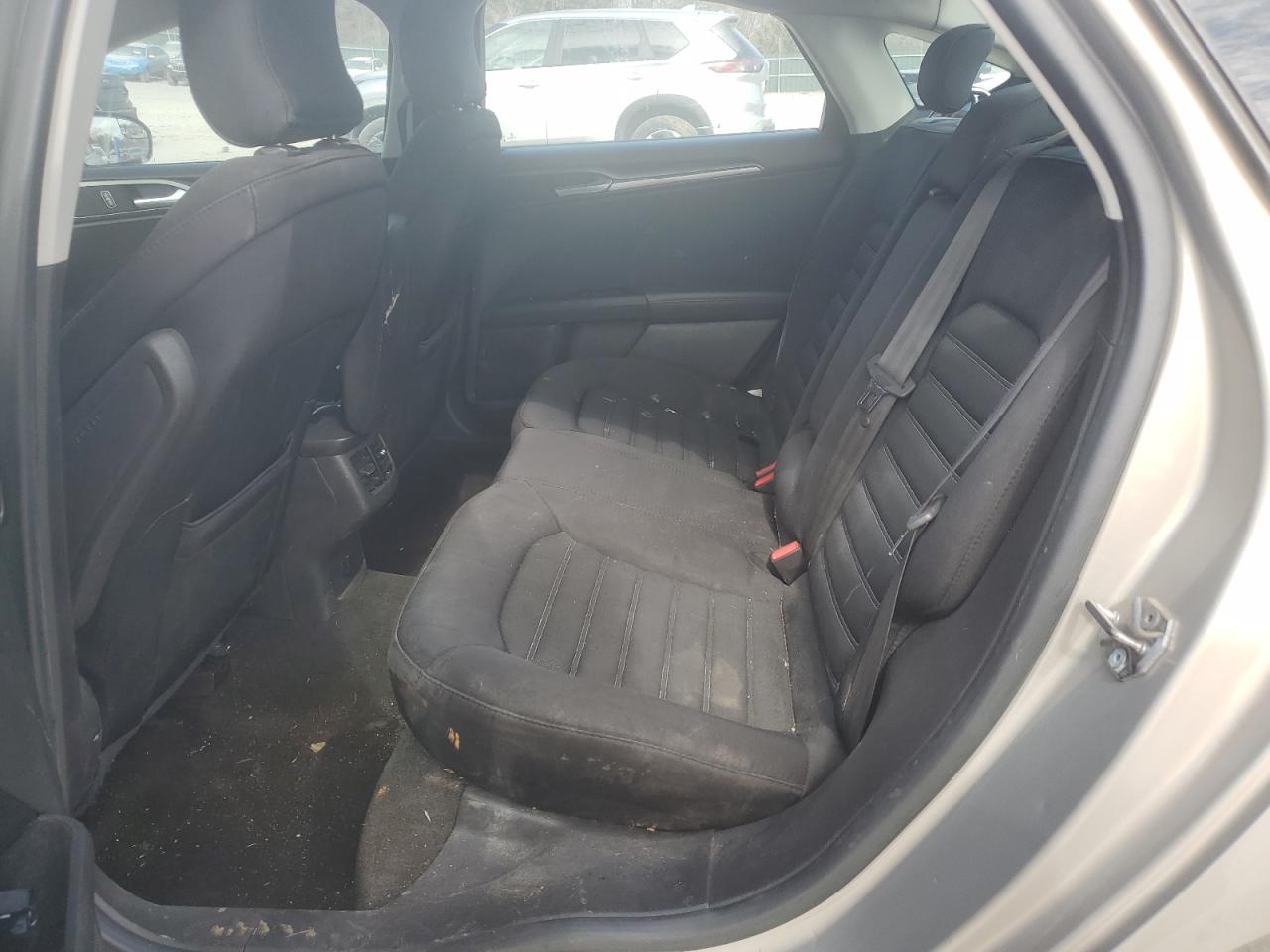 2015 Ford Fusion - Image 10