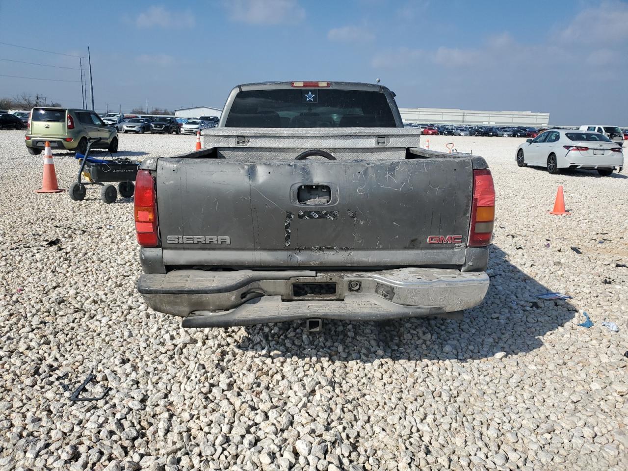 2002 GMC New Sierra C1500 VIN: 2GTEC19T521194290 Lot: 48001505