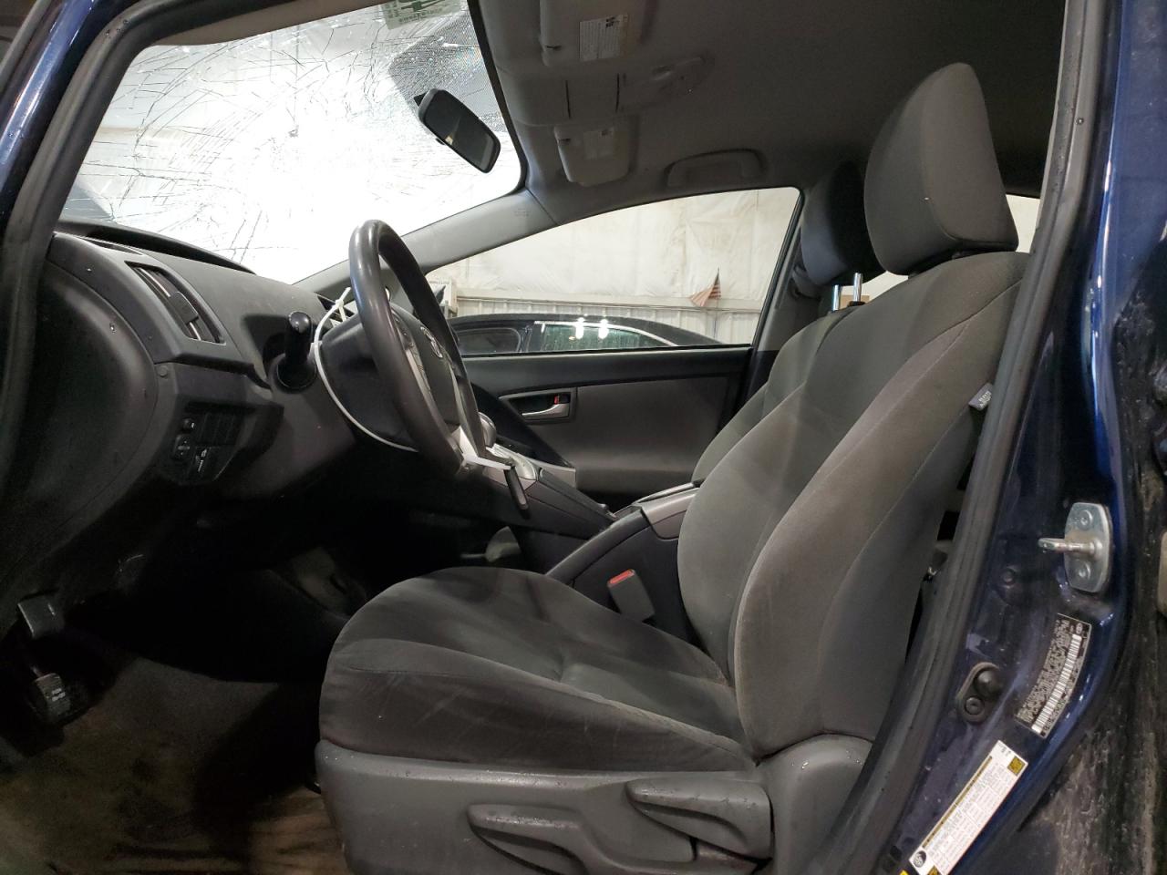 2014 Toyota Prius - Image 7