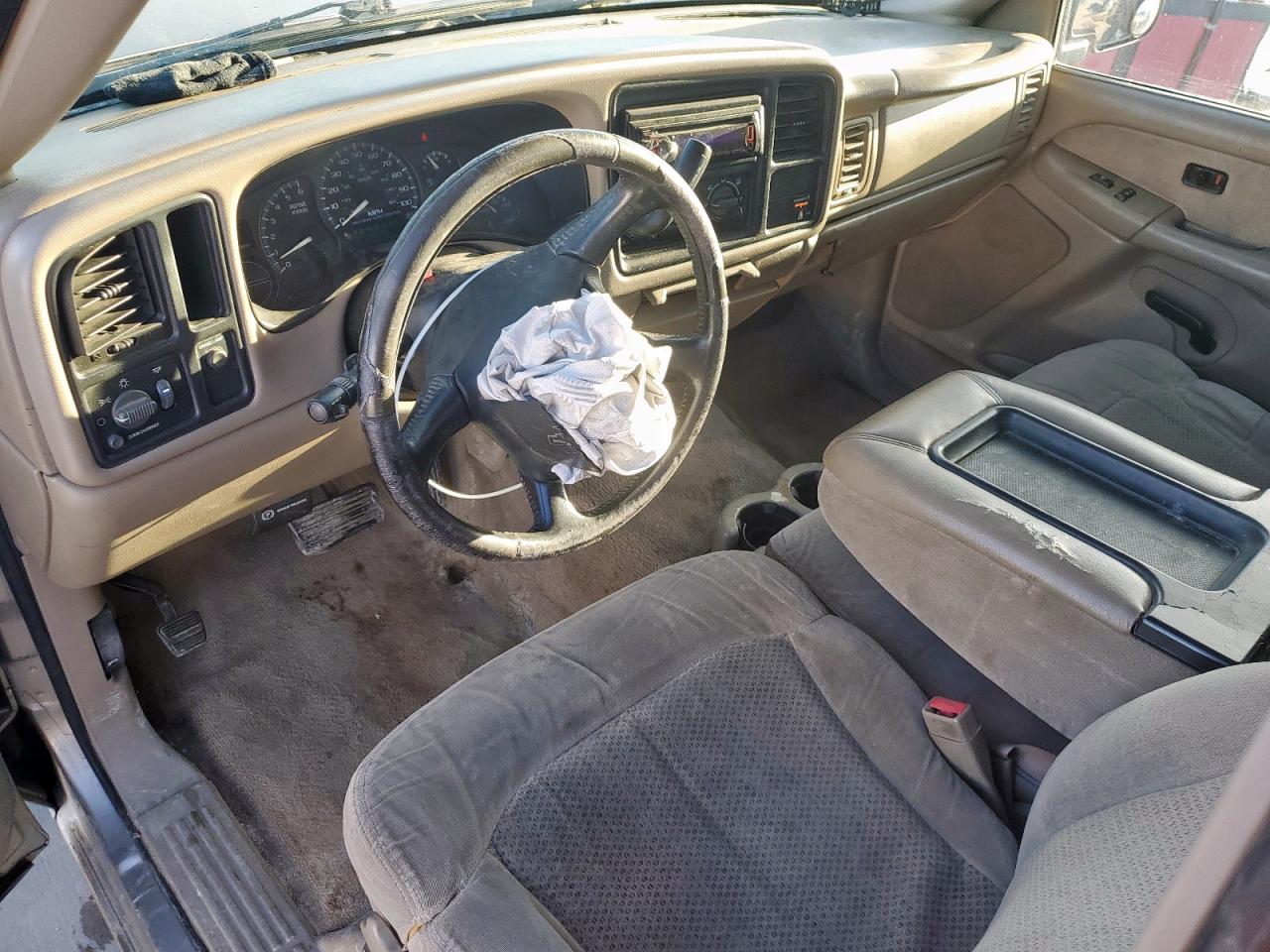 2002 Chevrolet Silverado - Image 8