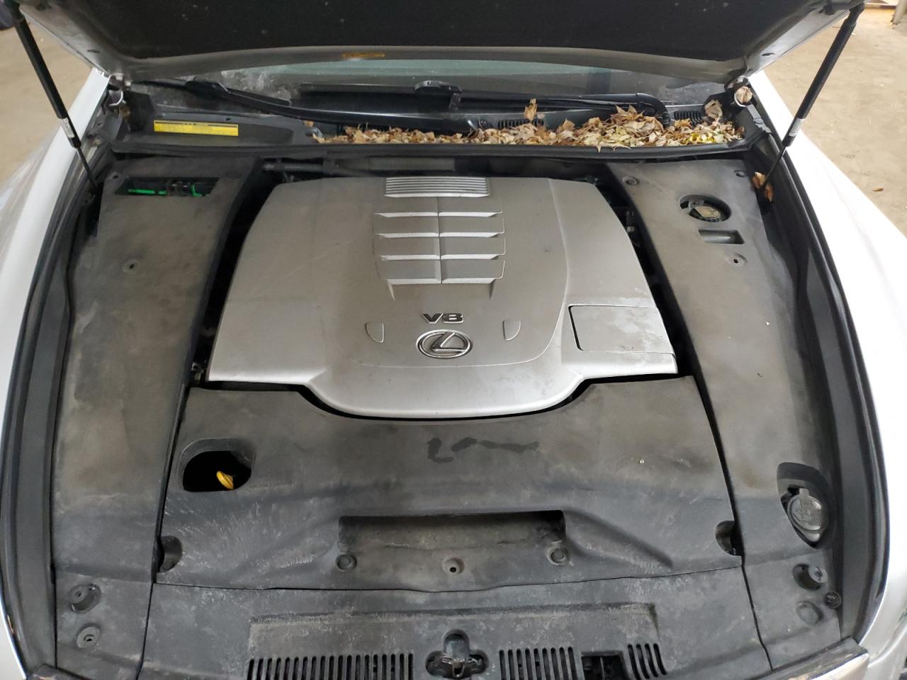 2008 Lexus LS - Image 11