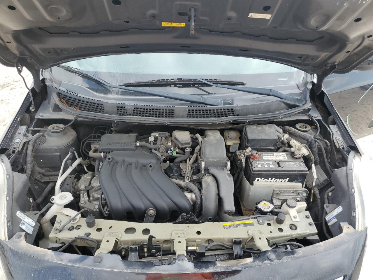 2012 Nissan Versa - Image 11