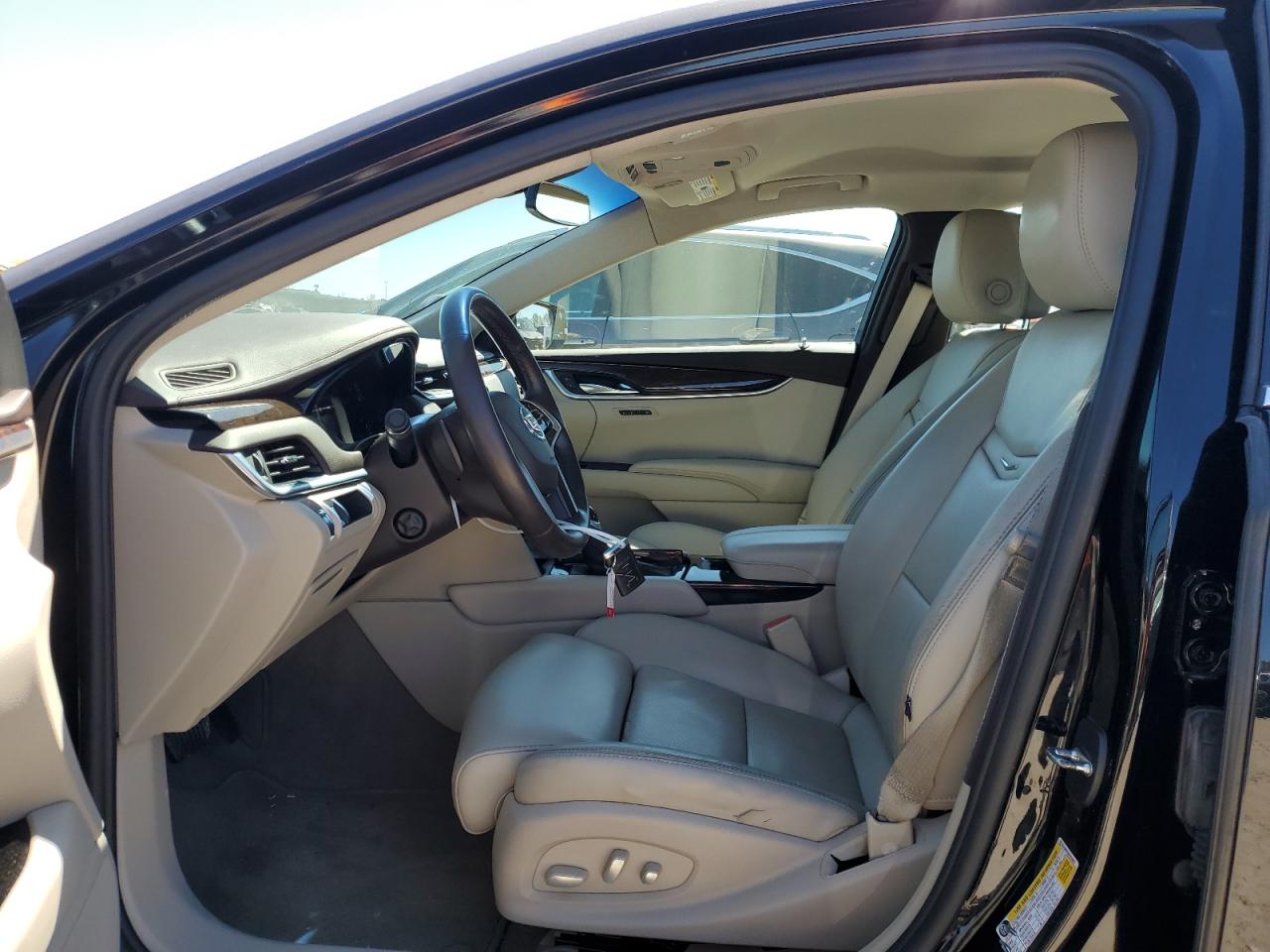 2014 Cadillac XTS - Image 7