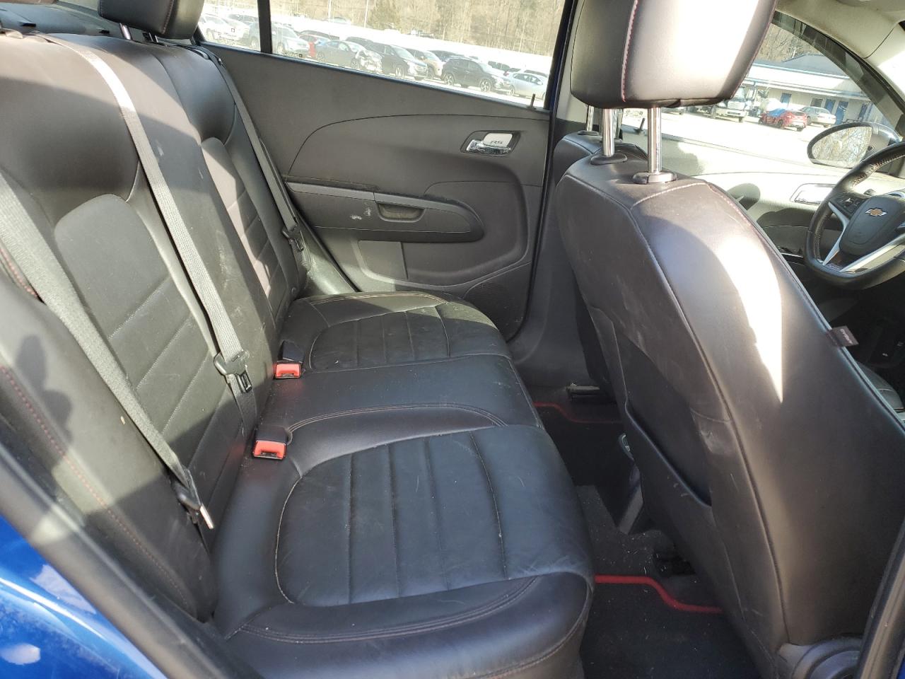 2016 Chevrolet Sonic - Image 10