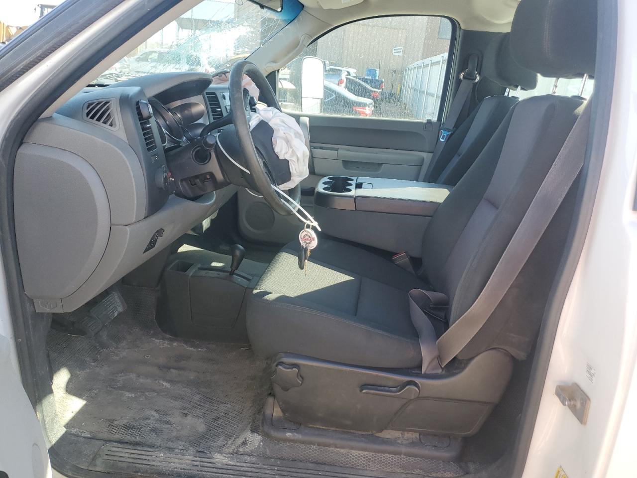 2013 Chevrolet Silverado - Image 7
