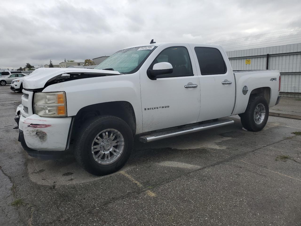 2007 Chevrolet Silverado - Image 1
