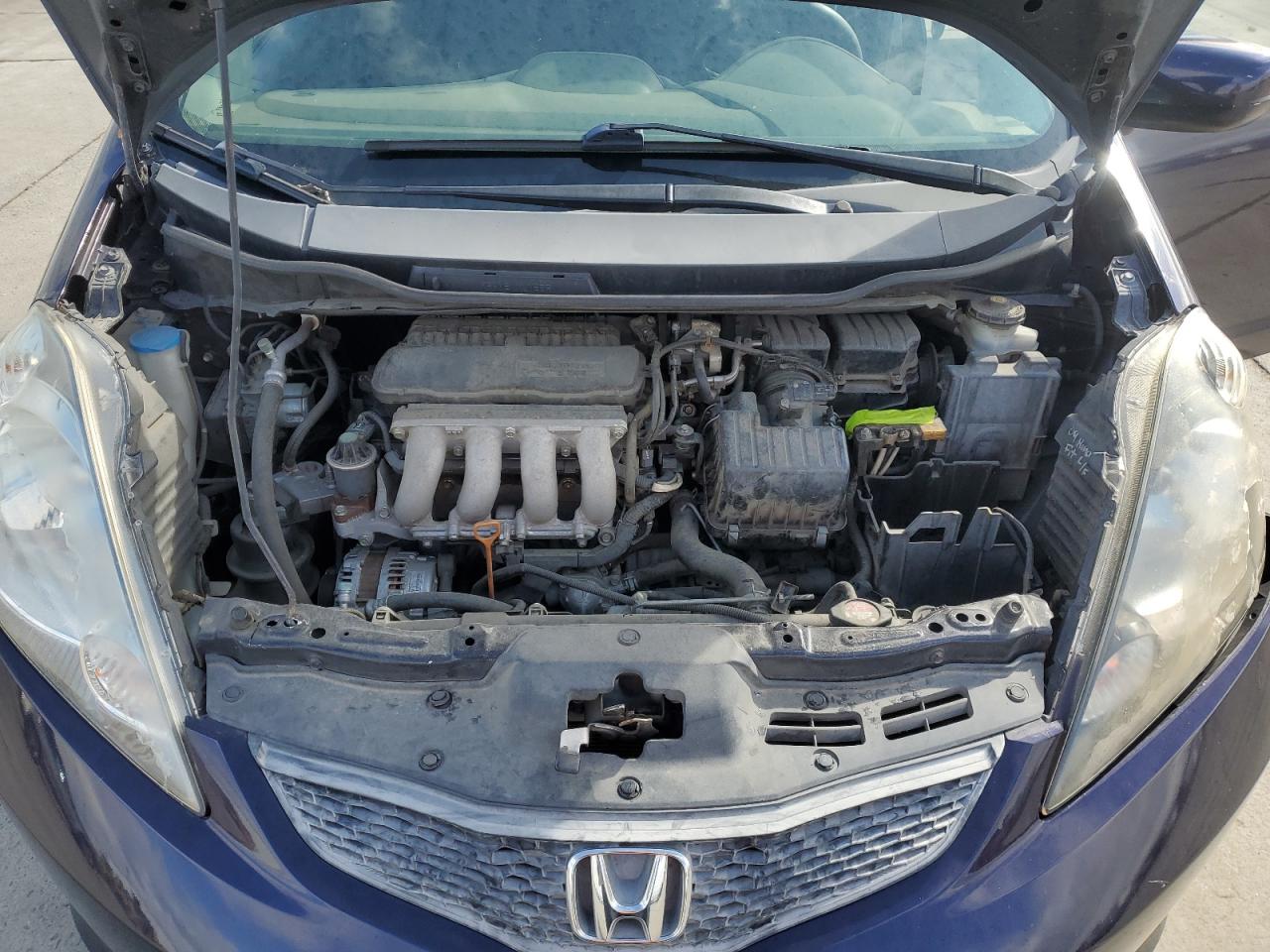 2010 Honda Fit - Image 11