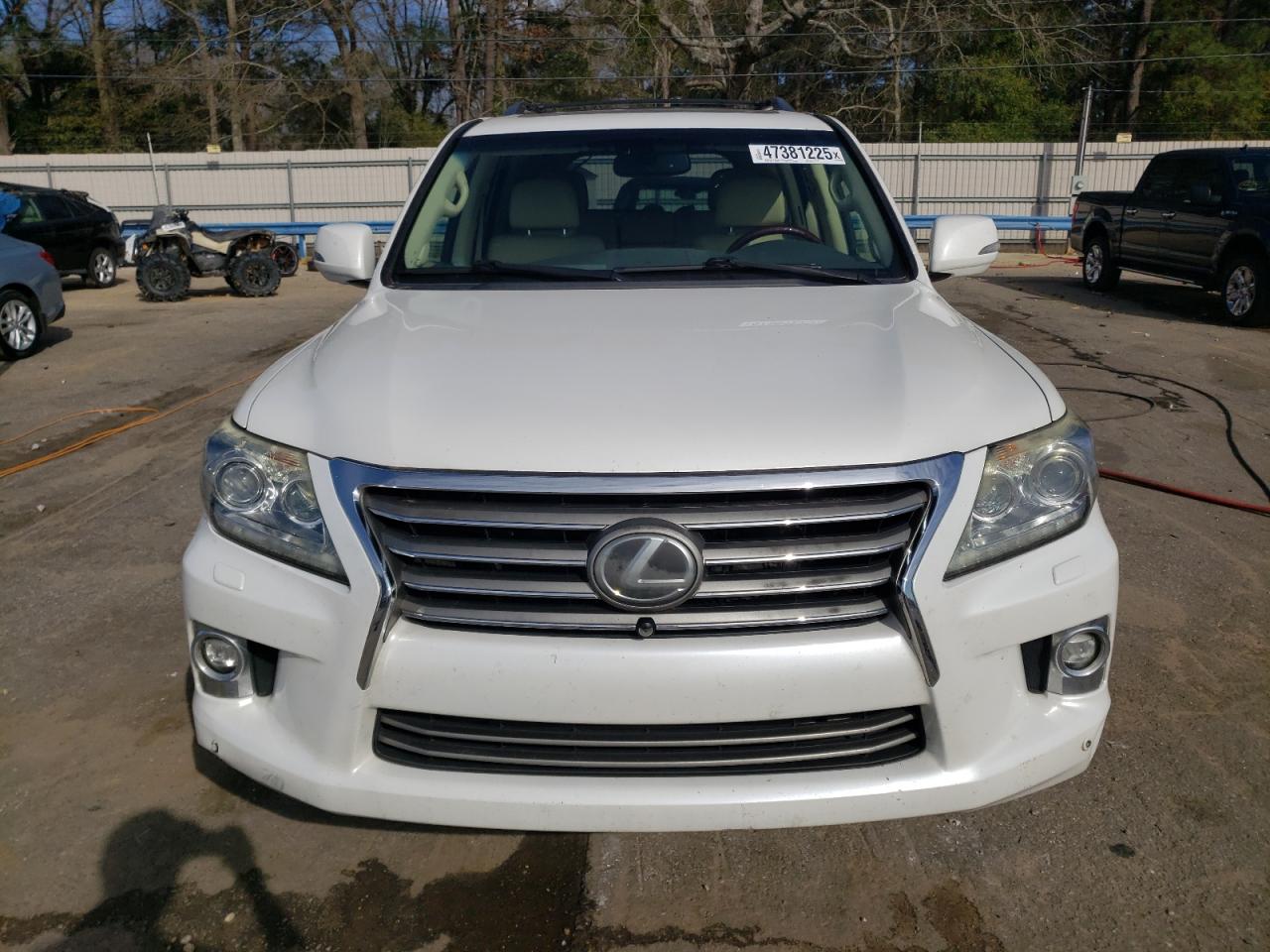 2014 Lexus LX - Image 5