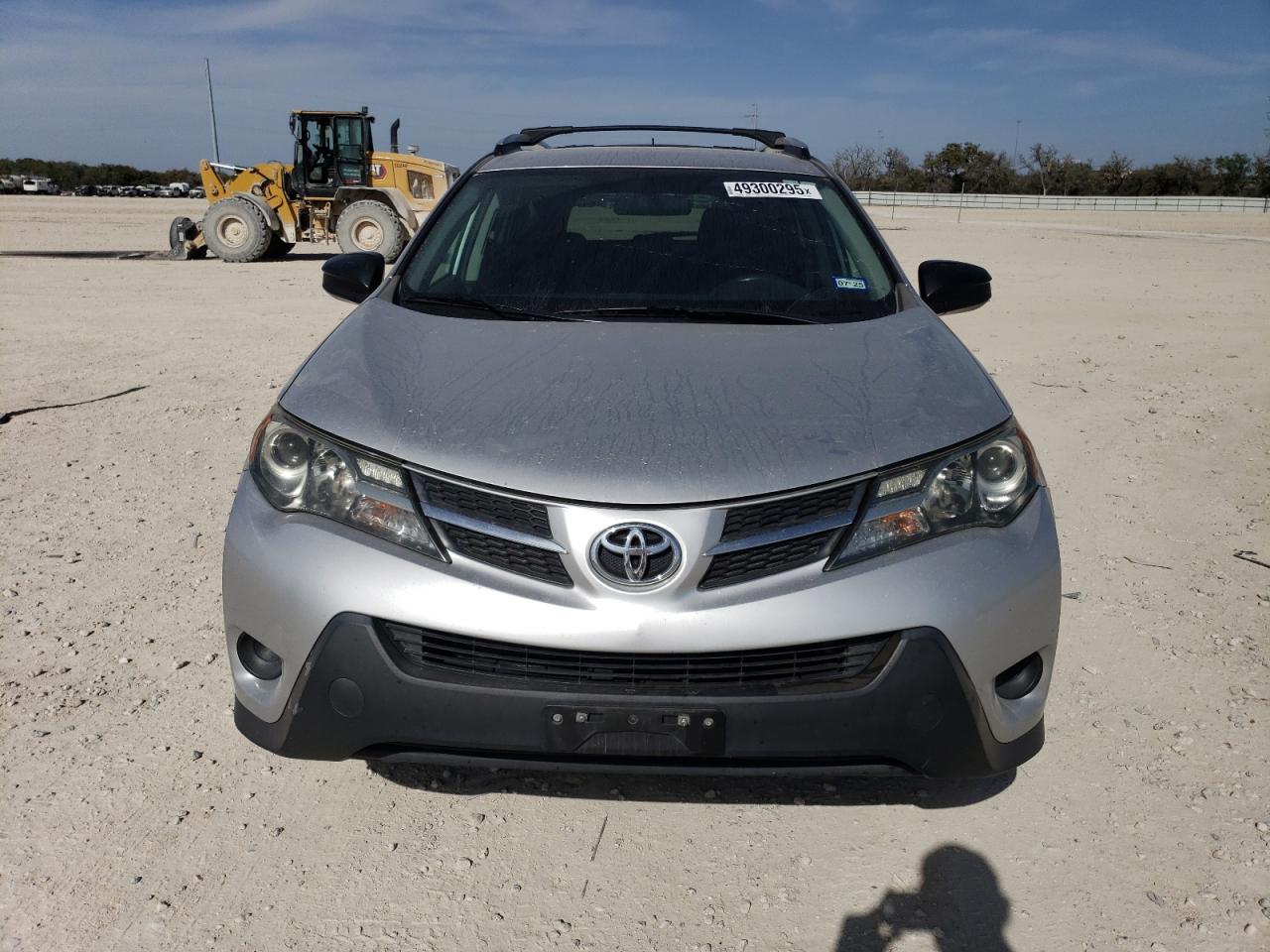 2015 Toyota RAV 4 - Image 5