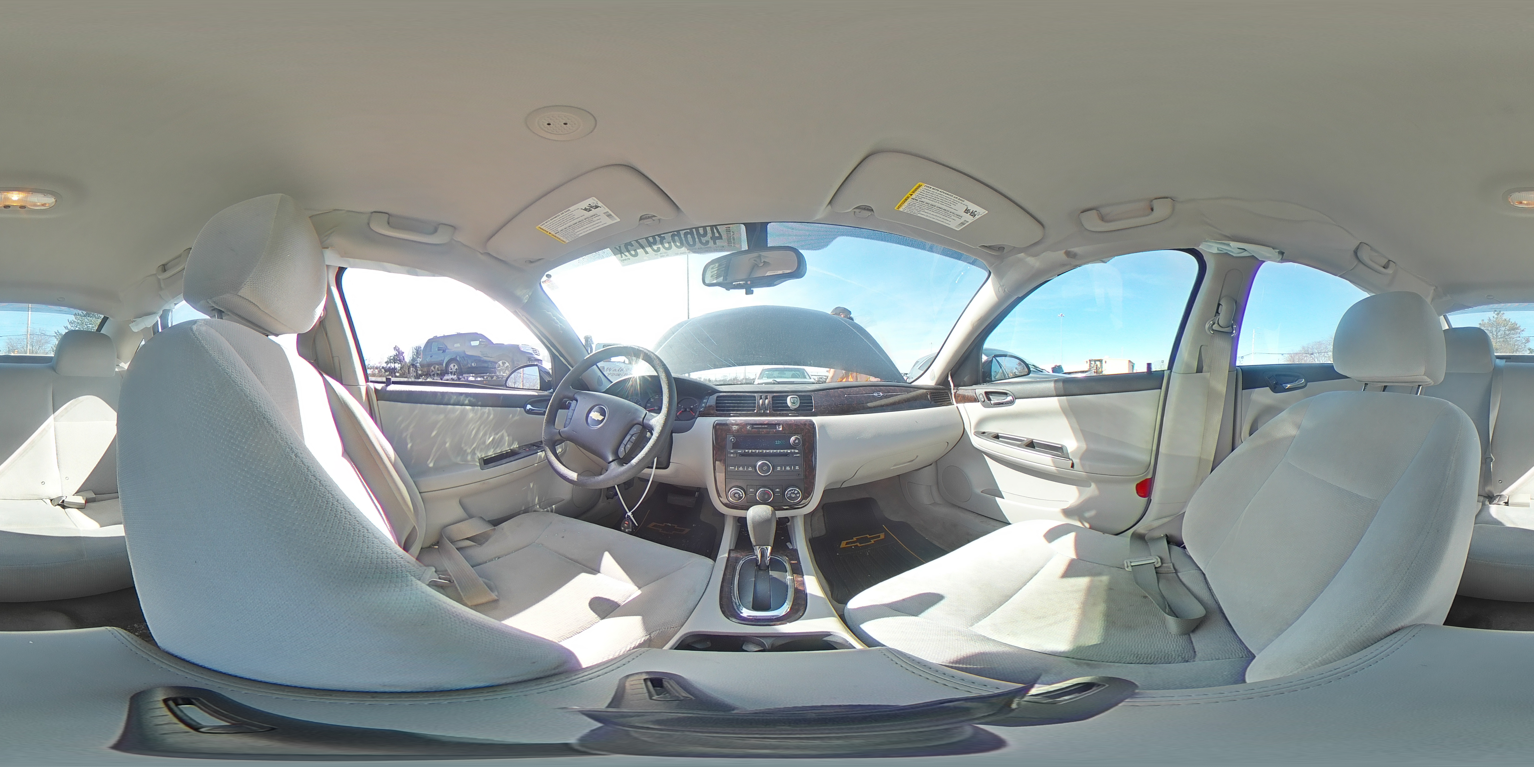 2015 Chevrolet Impala - Image 12