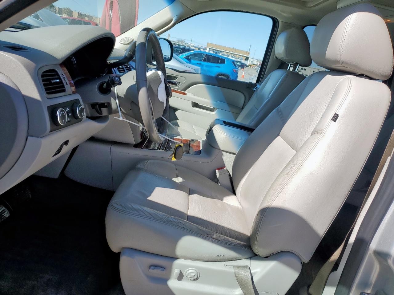2013 Chevrolet Tahoe - Image 7