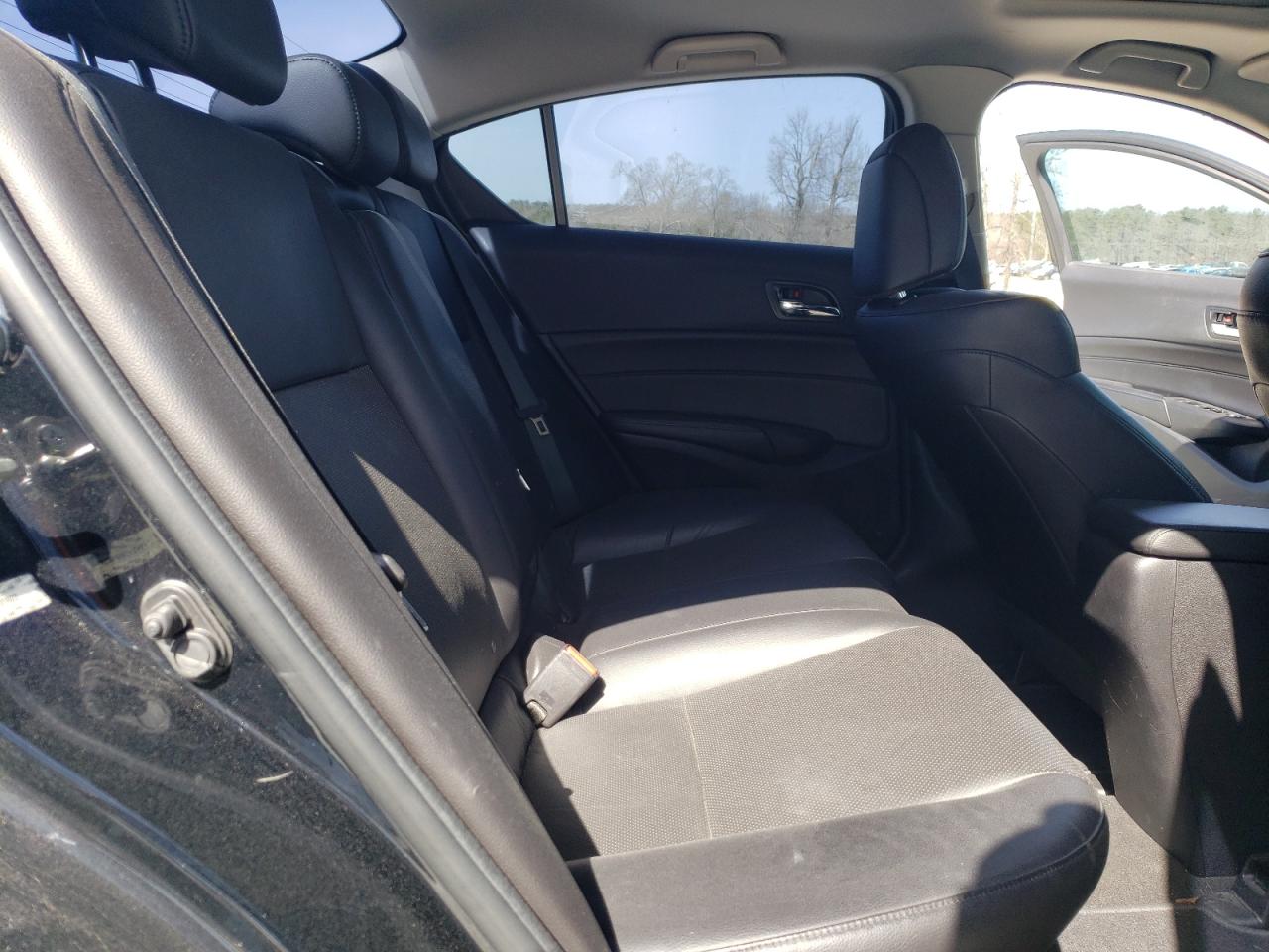 2014 Acura ILX - Image 10