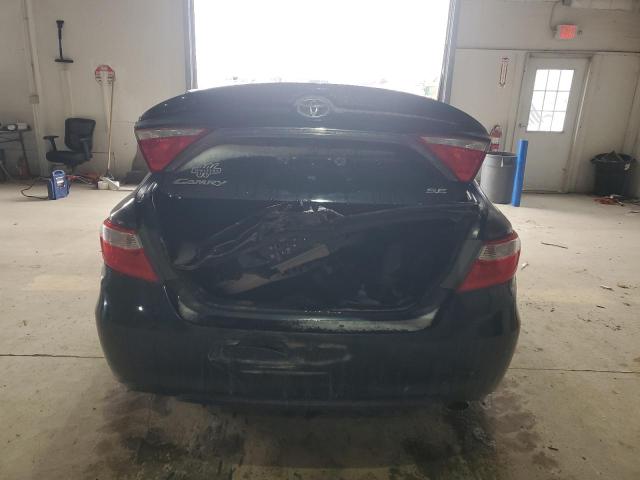 Sedans TOYOTA CAMRY 2015 Szary