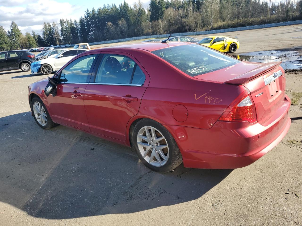 2010 Ford Fusion - Image 2