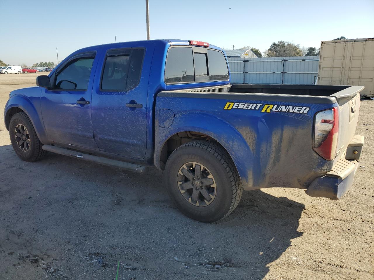 2015 Nissan Navara (Frontier) - Image 2