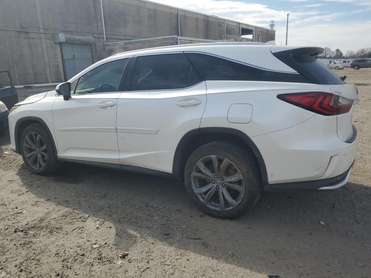 2018 Lexus RX - Image 2