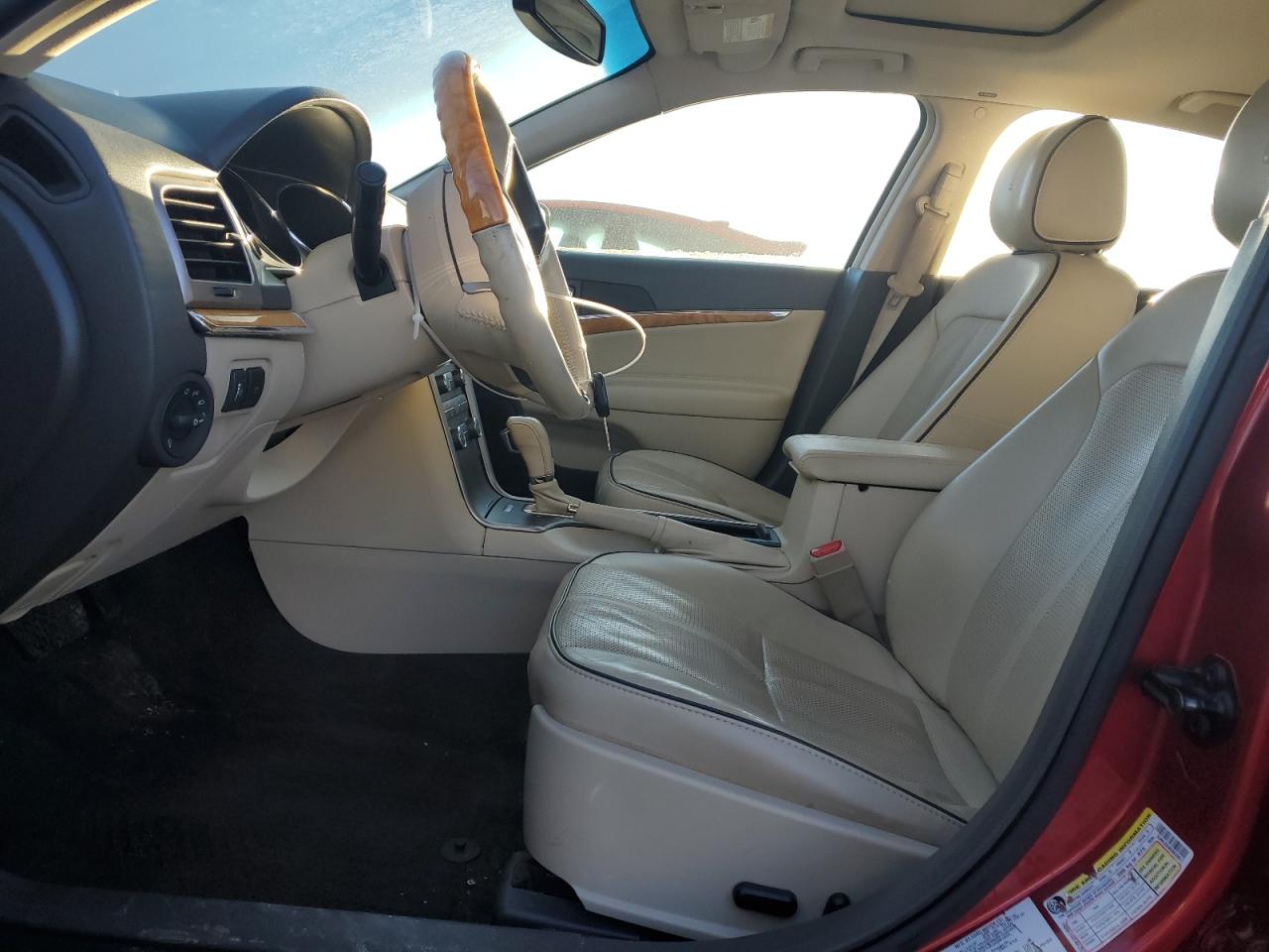 2012 Lincoln MKZ - Image 7