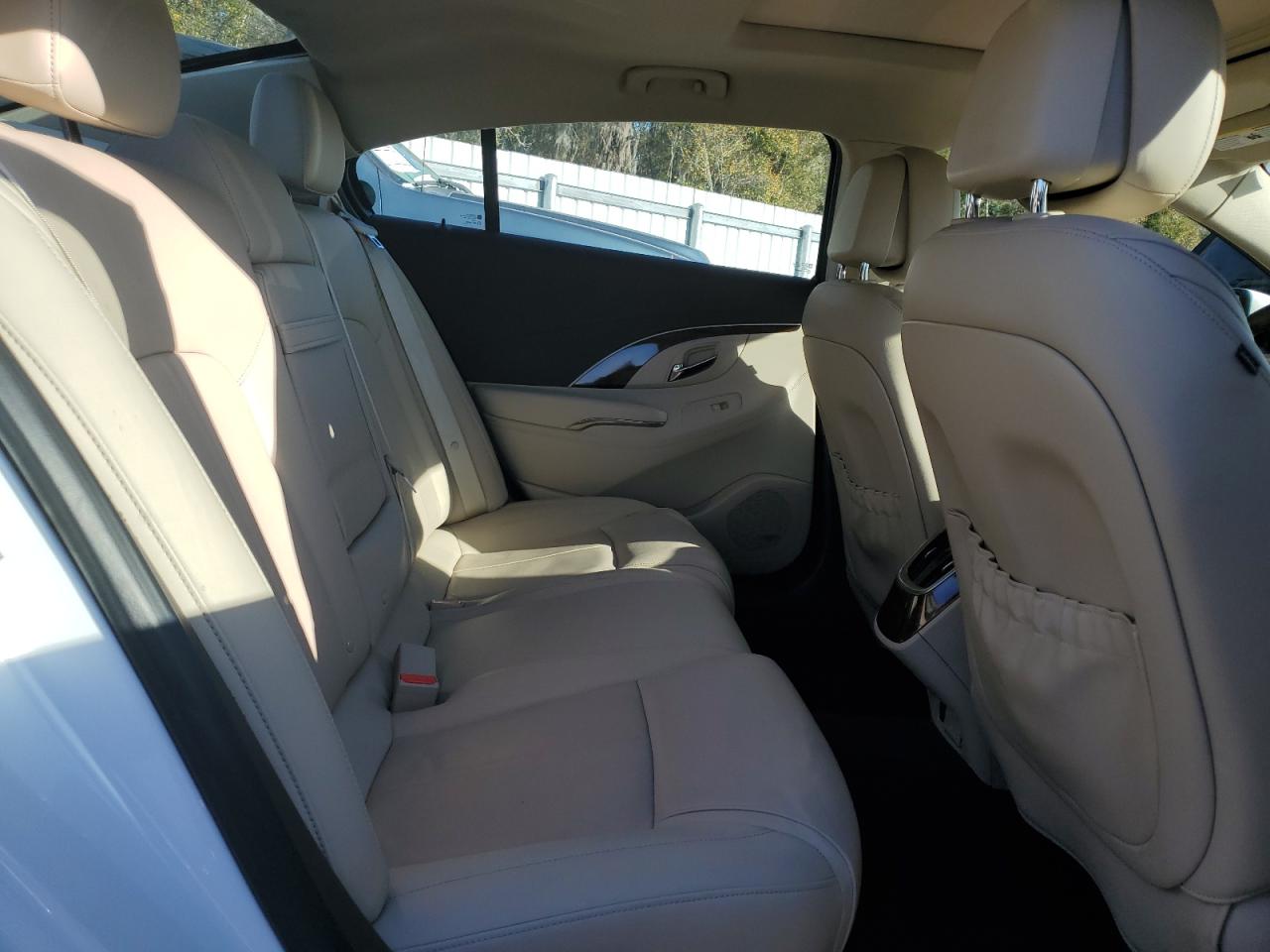 2014 Buick LaCrosse - Image 10