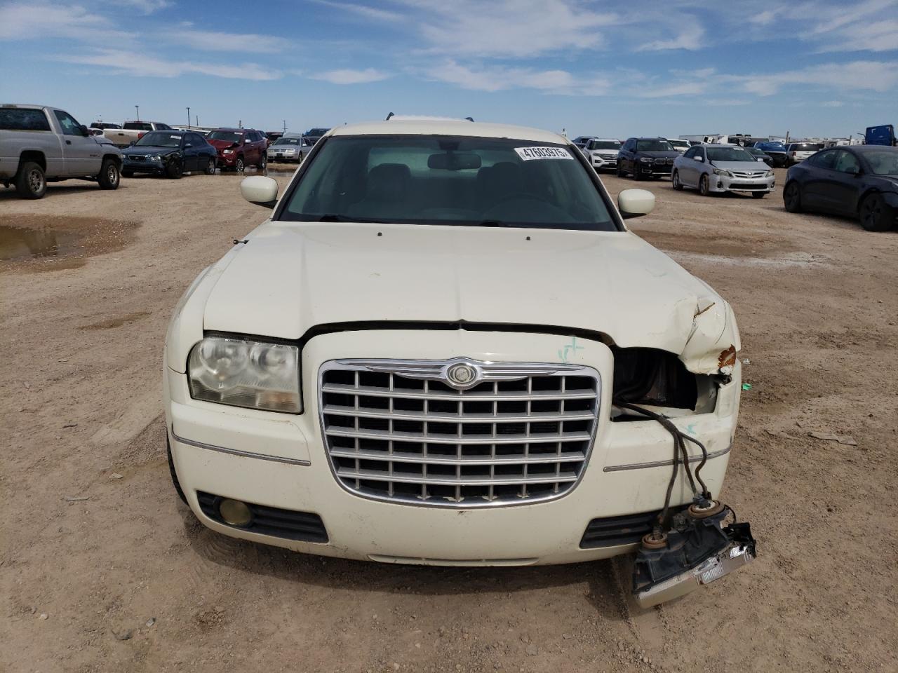 2006 Chrysler 300 - Image 5