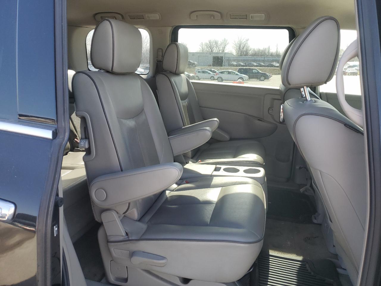 2015 Nissan Quest - Image 11