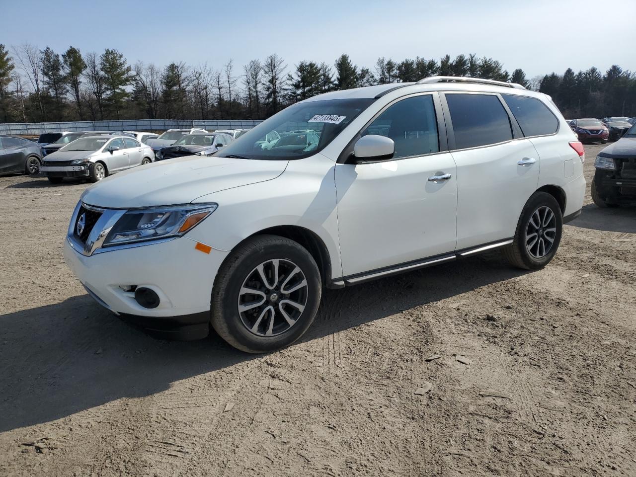 2013 Nissan Pathfinder - Image 1
