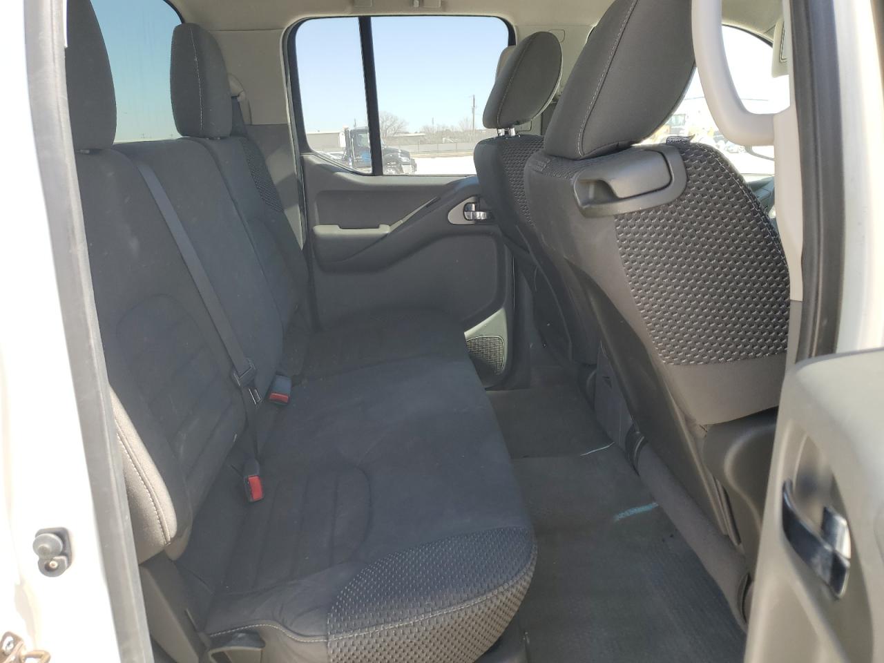 2013 Nissan Navara (Frontier) - Image 11