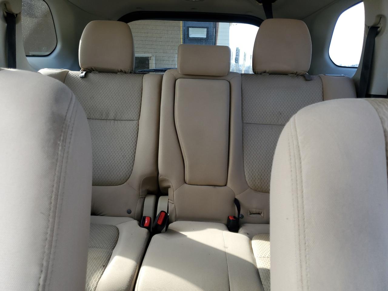 2016 Mitsubishi Outlander - Image 10