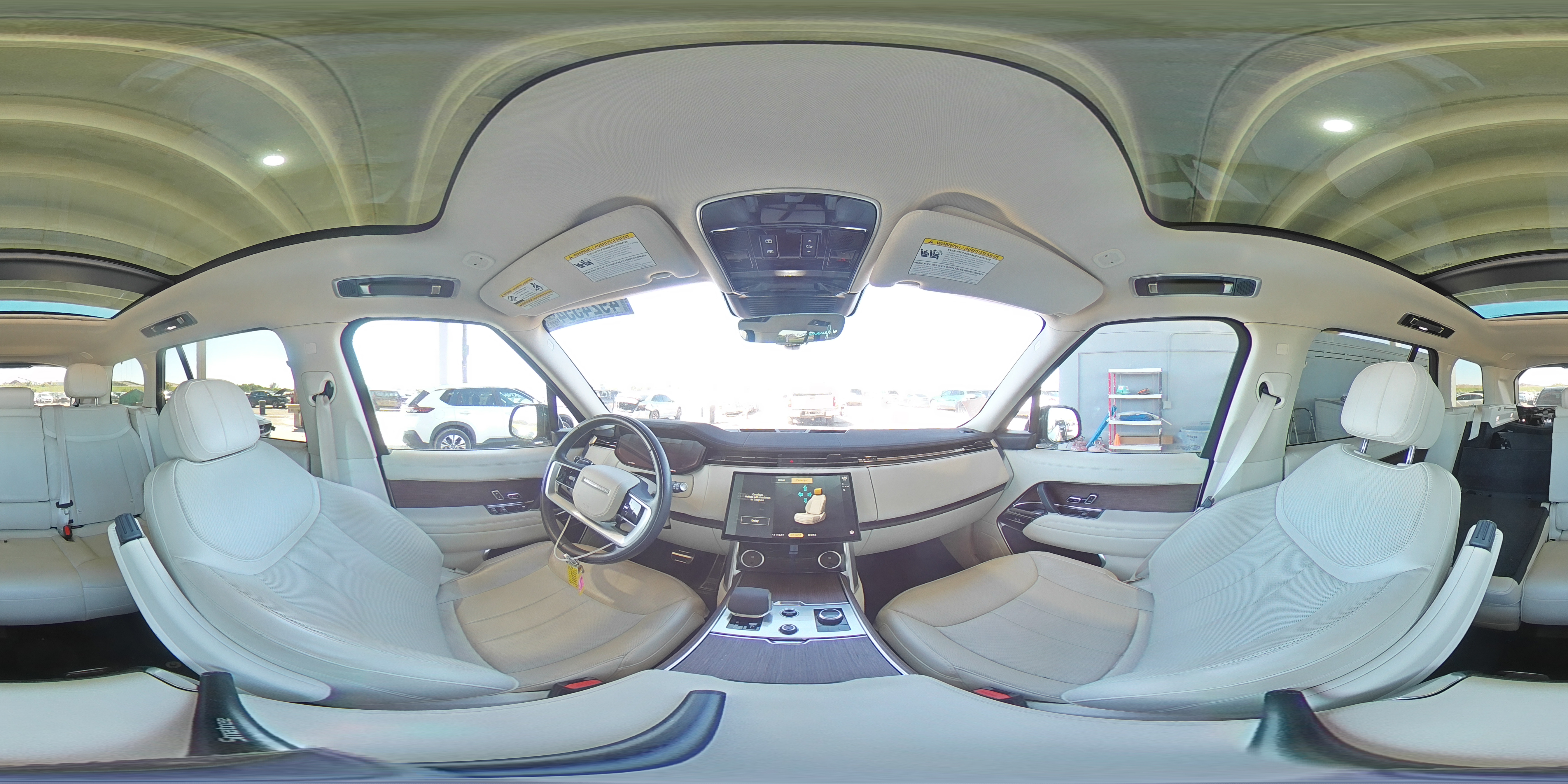 2023 Land Rover Range Rover - Image 16