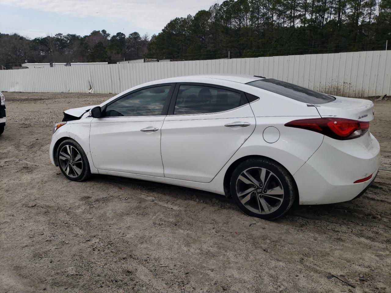 2015 Hyundai Elantra - Image 2