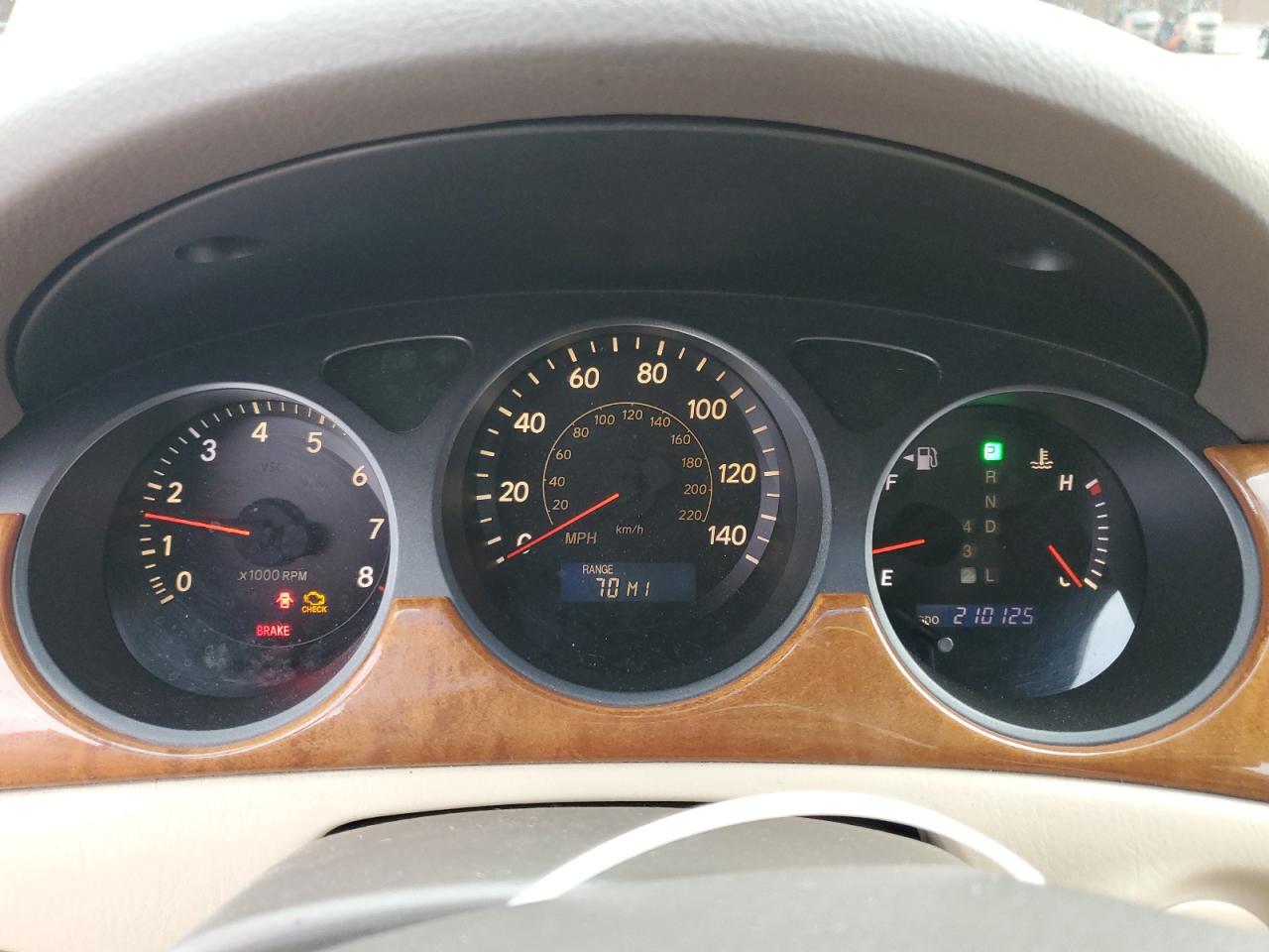 2005 Lexus ES - Image 9