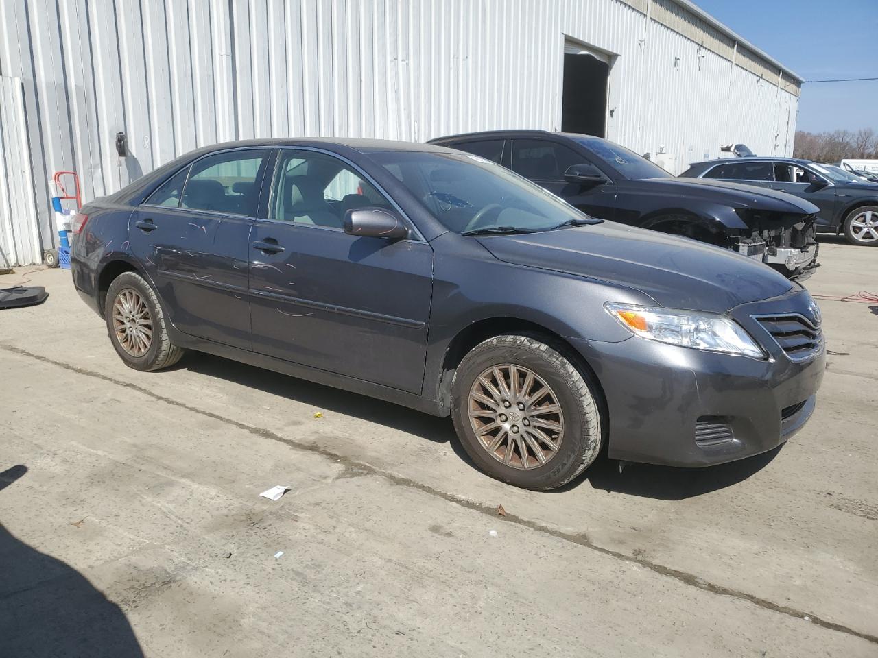 2011 Toyota Camry - Image 4