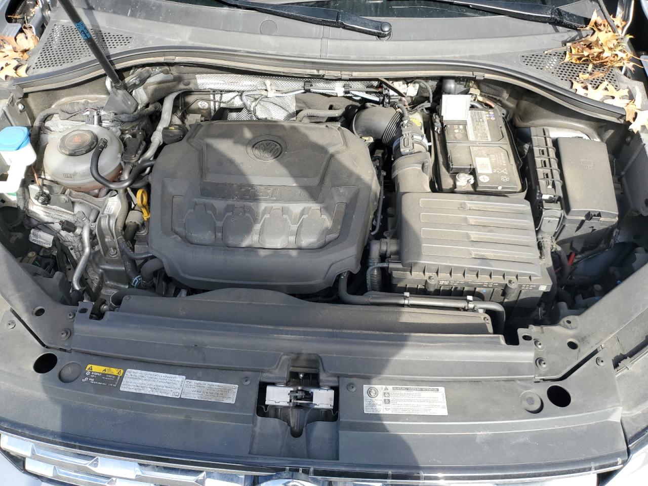 2020 Volkswagen Tiguan - Image 12