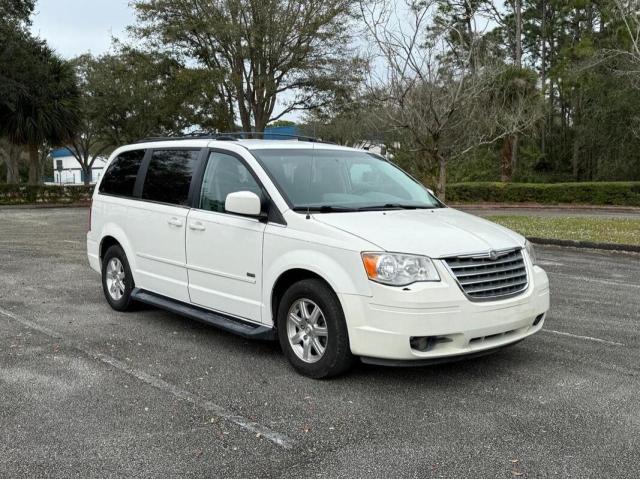 2008 Chrysler Town & Cou