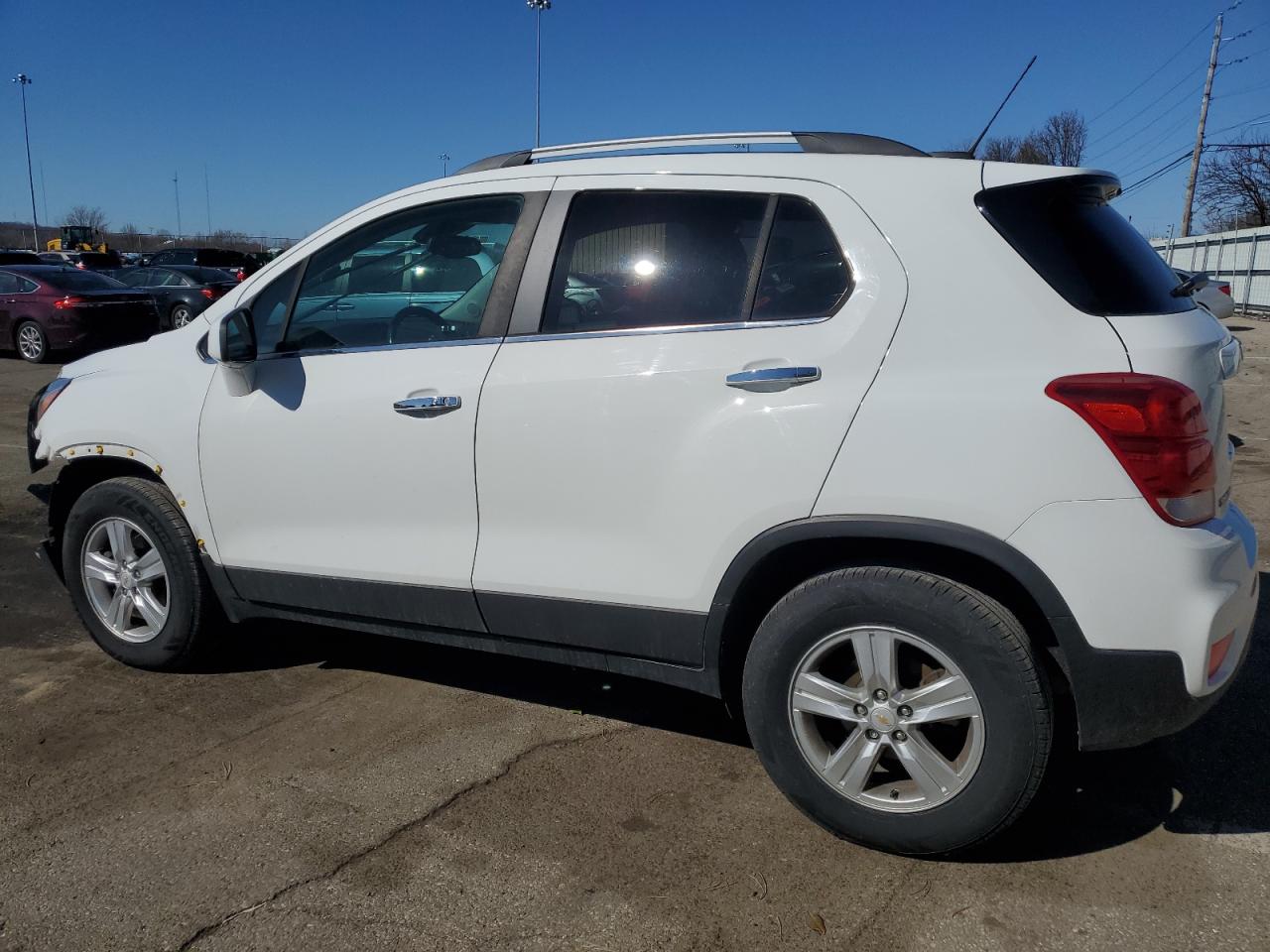2019 Chevrolet Trax - Image 2