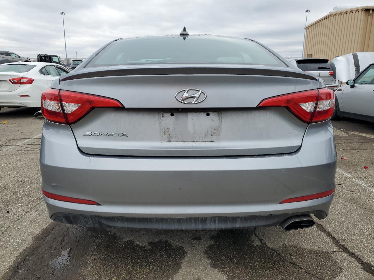 2017 Hyundai Sonata - Image 6