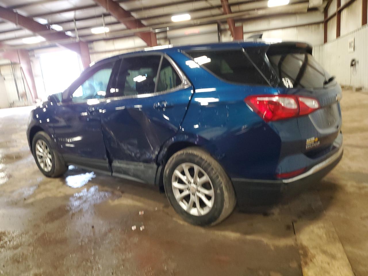 2019 Chevrolet Equinox - Image 2