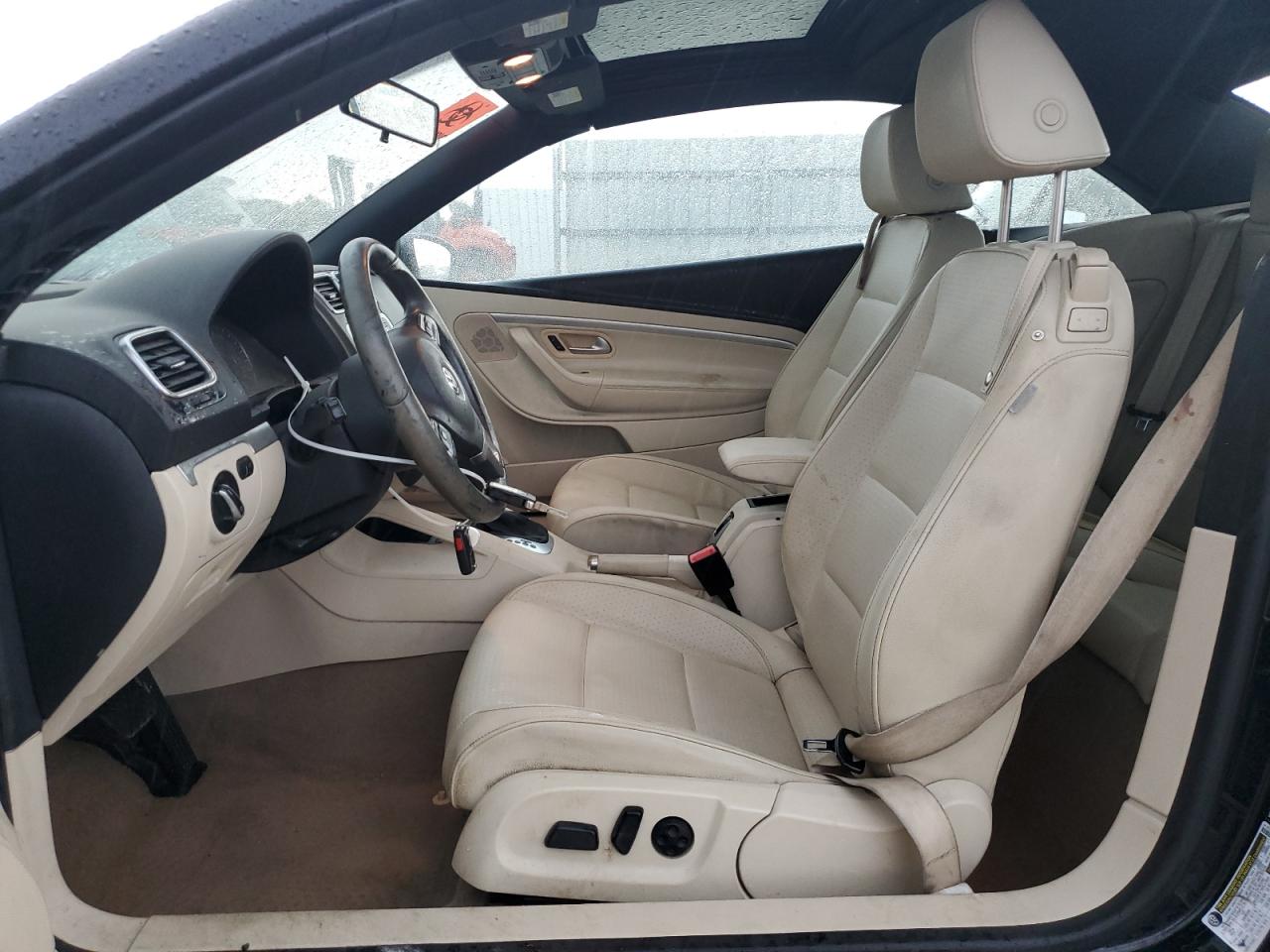 2016 Volkswagen Eos - Image 7