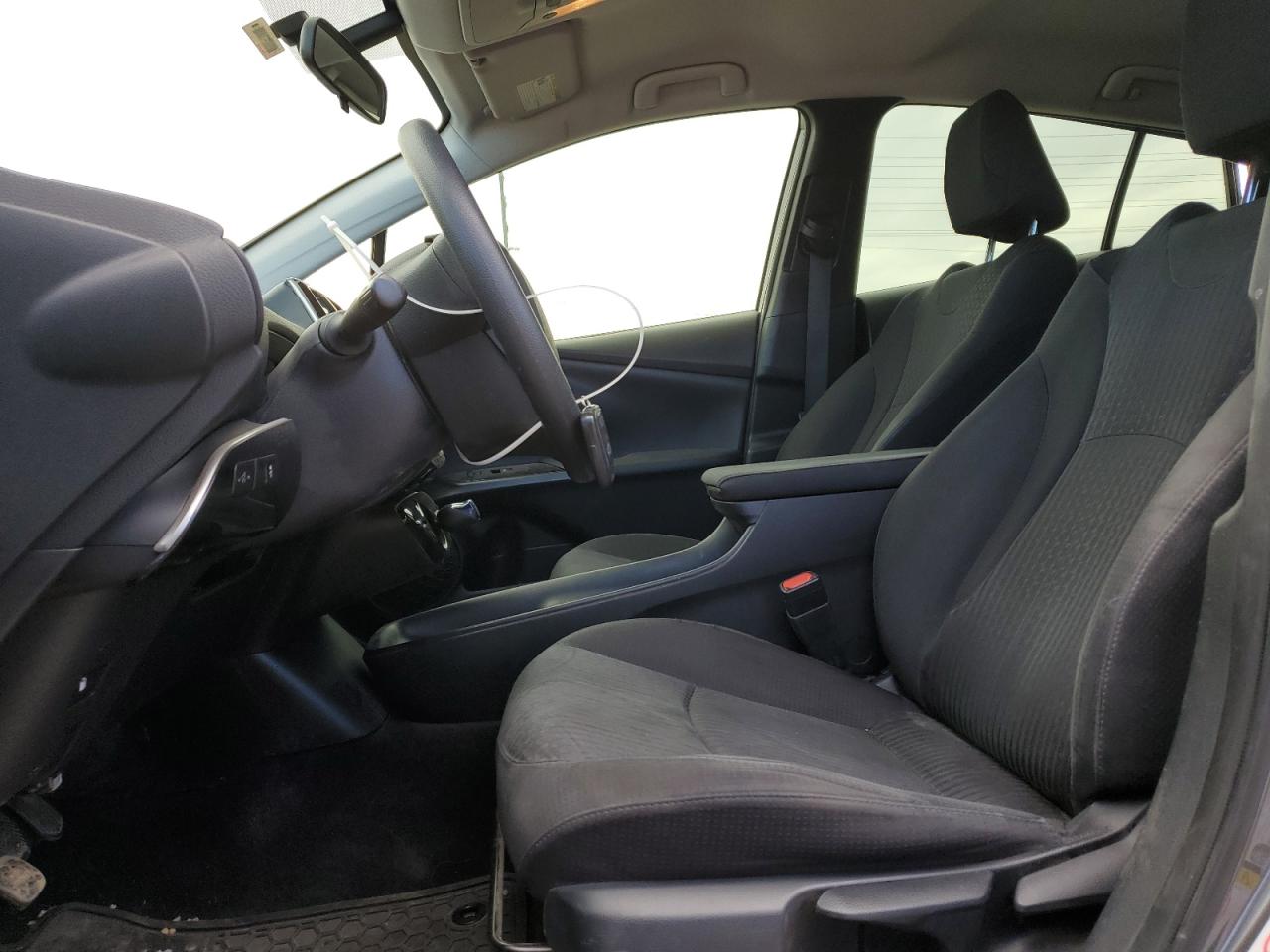 2016 Toyota Prius - Image 7