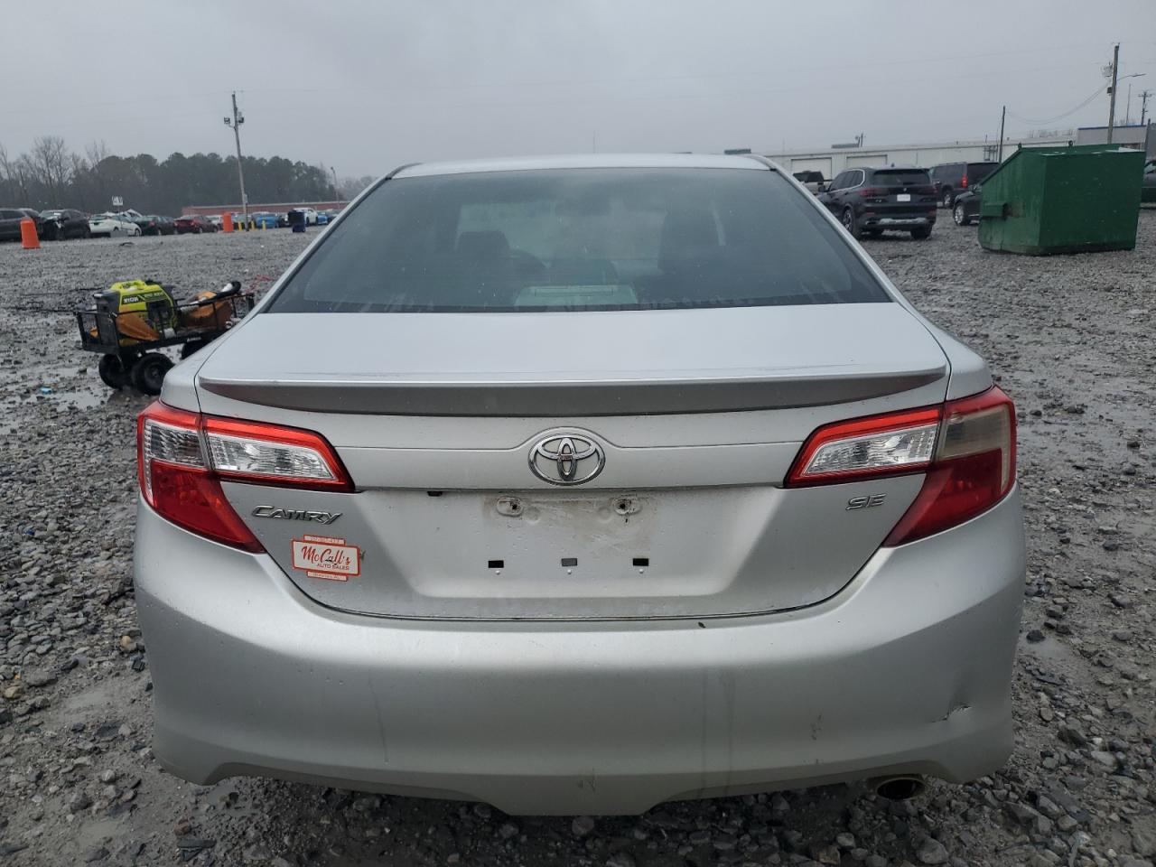 2014 Toyota Camry - Image 6