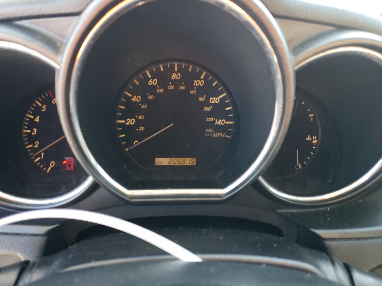 2004 Lexus RX - Image 9