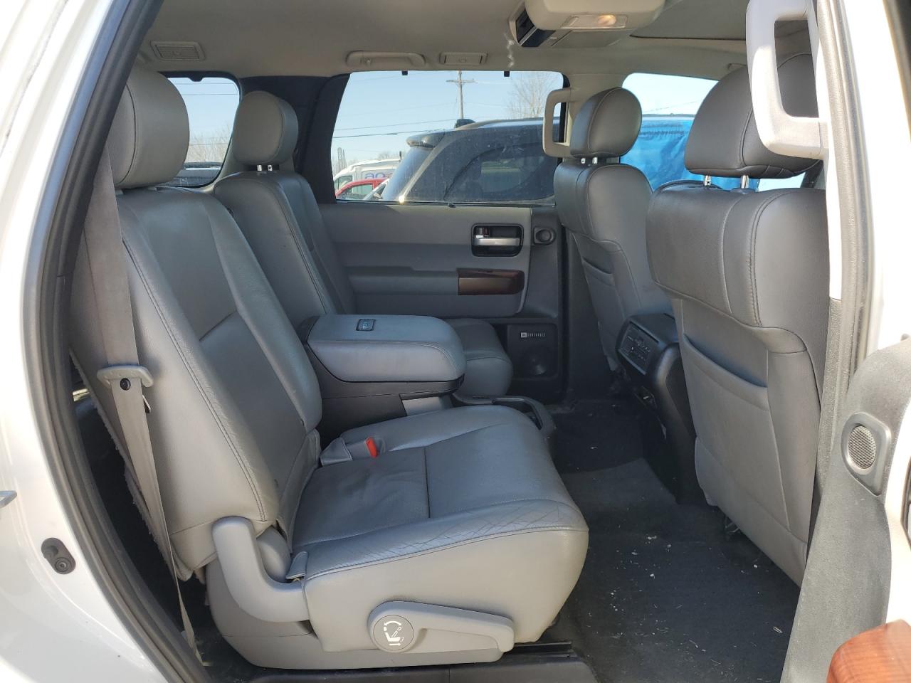 2012 Toyota Sequoia - Image 11